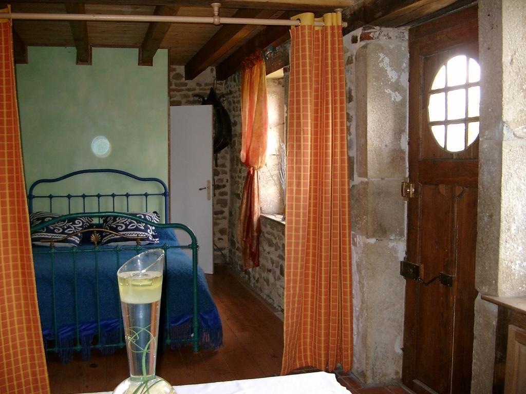Le Trot'In Chair Bed and Breakfast Martigny-le-Comte Kamer foto