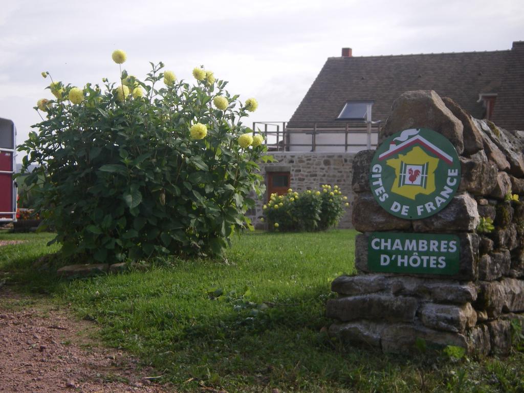 Le Trot'In Chair Bed and Breakfast Martigny-le-Comte Buitenkant foto
